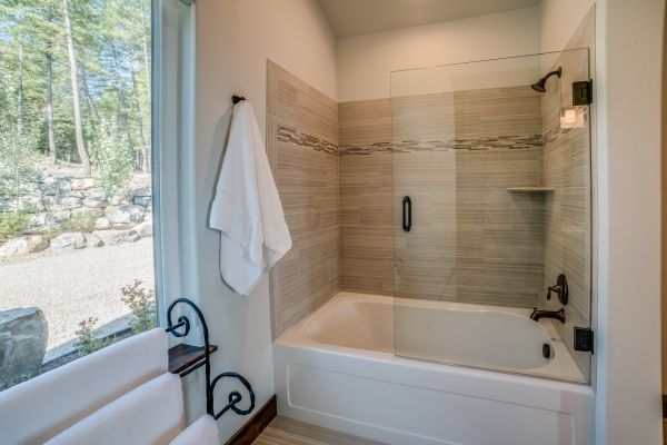 Cost of Tub Conversion Service in Seattle